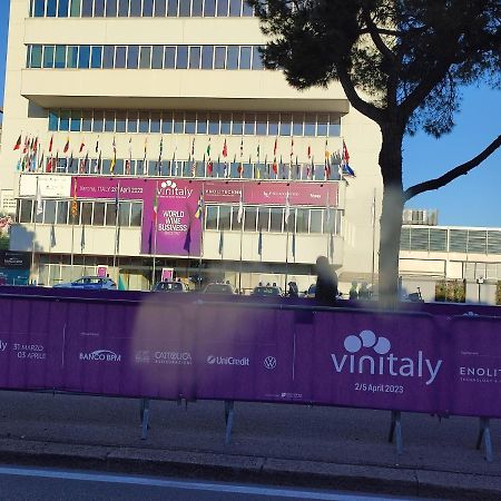 Easy Stay Verona Rooms Exterior foto